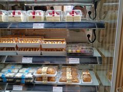 -85度C(生甜甜圈研究工坊·上海平凉店)