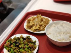 -来必堡(娄山关路店)