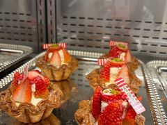 -HOT CRUSH趁热集合·现烤面包(上海环球港店)