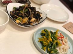凉拌乌鸡爪-火齐潮汕砂锅粥(五道口店)