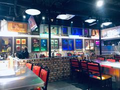 -马路牙子烧烤音乐酒馆(望京店)