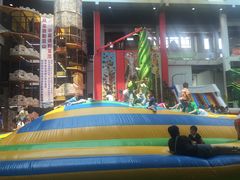 -蒙特利亲子乐园