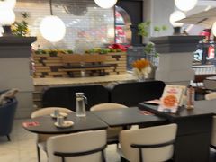 -必胜客(砂之船中东奥莱店)