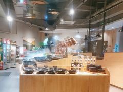 -爱伲PLUS·牛肉海鲜自助火锅(融创店)