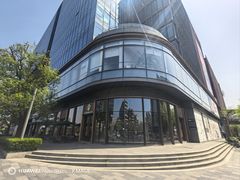 -星巴克臻选(上海虹桥新天地三店)
