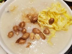 荔湾艇仔粥-香港表哥茶餐厅(银泰百货店)