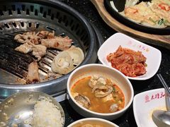 -木槿花韩式炭烤·熟成肉工坊(孙文东路店)