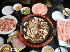 -三江两海老火锅(北京首店)