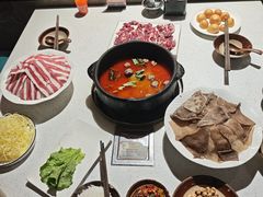 -贵府酸汤牛肉火锅·贵州老字号(飞山街店)