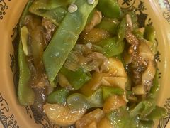 排骨炖豆角土豆-东北农家小院(定西路店)