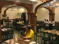 大堂-清真·玛丽亚新疆菜主题餐厅(浙江中路店)