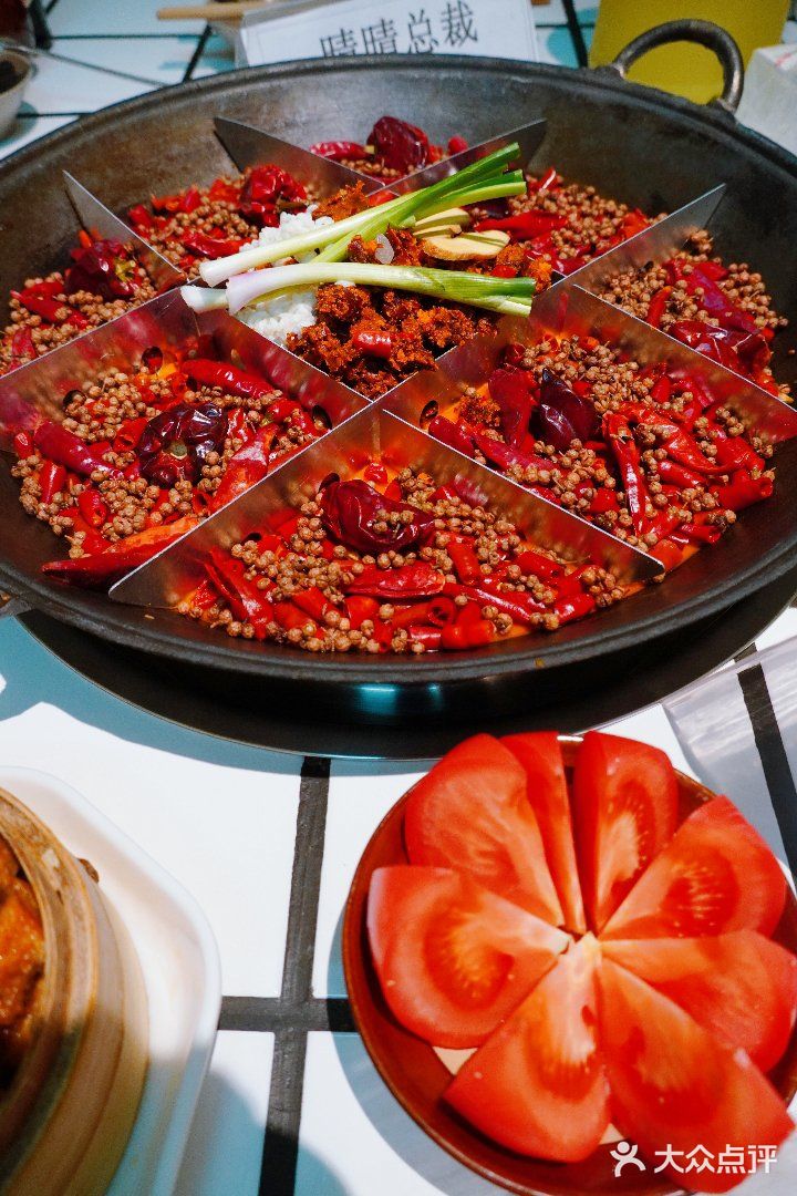 📷相册=美食储存机，火锅照片占一半