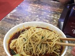 -秦云老太婆摊摊面(园博园店)