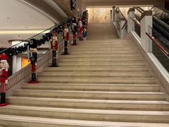 -怡咖啡海鲜自助餐厅(浦东香格里拉店)