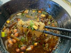 -舌尖尖传统小吃(万达店)