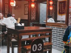大堂-青年路烩面馆(绿地世纪城店)