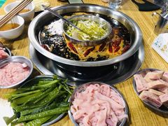 鸳鸯锅底-渝味黄姐火锅(黄泥村店)
