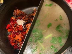 四季草本鸳鸯锅-盡膳口福跷脚牛肉火锅(北美新天地店)
