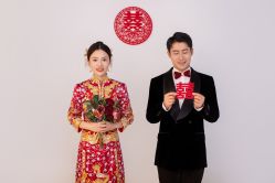 -蒙太奇婚纱摄影(万达店)