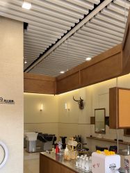 -MARTIN'S BARBER SHOP男士理发馆