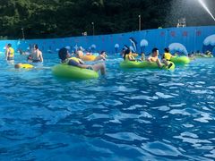 -平湖九龙山乐满地水上乐园