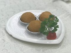 榴莲酥-东国海鲜火锅城(氹仔店)