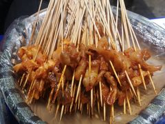 -马路边边串串香(苗栗路店)