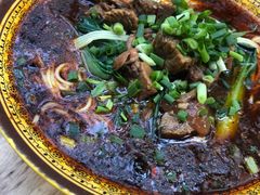 牛肉肥肠两掺-胥佳烧鸡公牛肉面馆