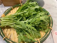 -尚尚仙·酸汤猪手·猪肚鸡火锅(华联万柳购物中心店)