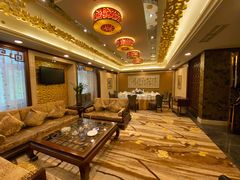 -顺峰海鲜酒楼(省府店)