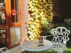 -月亮眼花园餐厅书吧酒吧