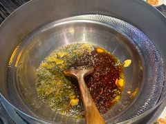 -老船舫·现做活鲜鱼馆(东郊记忆店)