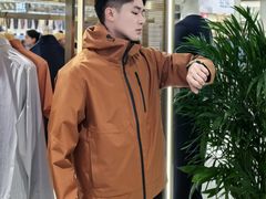 -王府井百货熙地港店