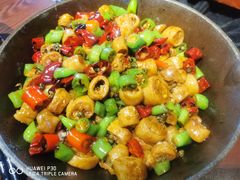 鹅卵石爆肥肠-老板恋上鱼(高新万达店)
