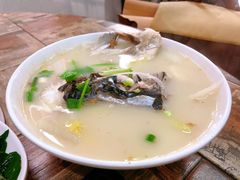 鱼头豆腐汤-阳江河堤老牌曾记美食