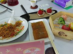 -鹿鸣酒家(越秀店)