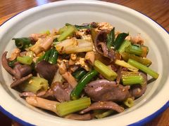 -兔槽江湖菜·重庆璧山兔(水围店)