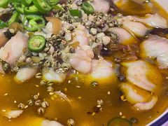 椒麻黑鱼片-巴特餐饮6加1音乐餐吧·新疆菜