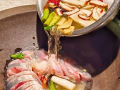 -鲜潭蒸汽石锅鱼(五道口购物中心店)