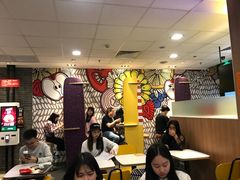 大堂-麦当劳(广州新港东路第二分店)