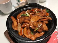 -新大咀港式茶餐厅(宝山万达店)
