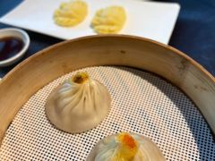 蟹肉鲜肉小笼-蟹榭·本帮江浙菜·蟹宴(五角场合生汇商场店)