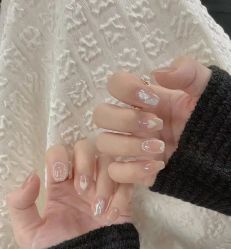 -悦指间美甲美睫