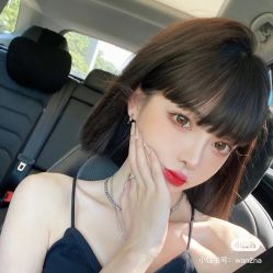 -时尚殿堂明星门店