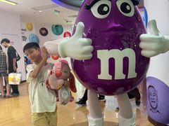 -m豆巧克力世界(上海世茂广场店)