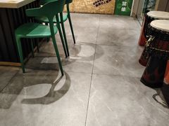 -山野的朋友露营炭火烤肉