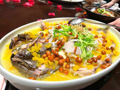 -江上荟·创意中国菜(绿地缤纷城店)