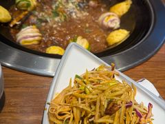 -万里闯关东铁锅炖菜馆(高新旗舰店)