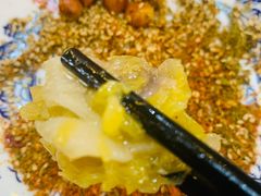 锡纸五花肉酸菜-老何太太鹤岗小串·团建聚餐(龙华店)