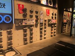 -adidas(印象城购物中心店)